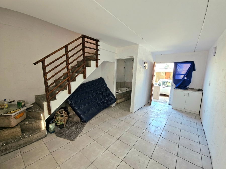 2 Bedroom Property for Sale in Pelican Park Western Cape